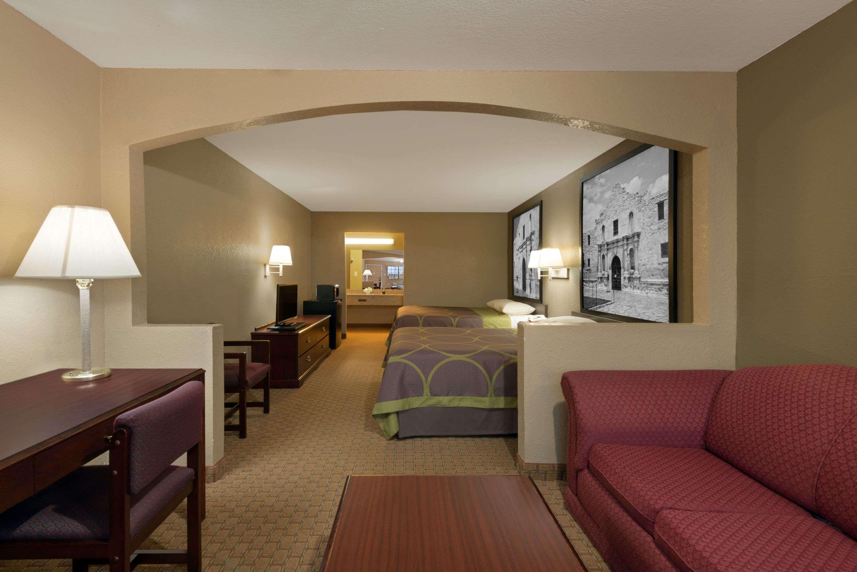 Super 8 By Wyndham San Antonio/Riverwalk Area Buitenkant foto